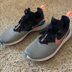 Nike shoes... only worn a few times